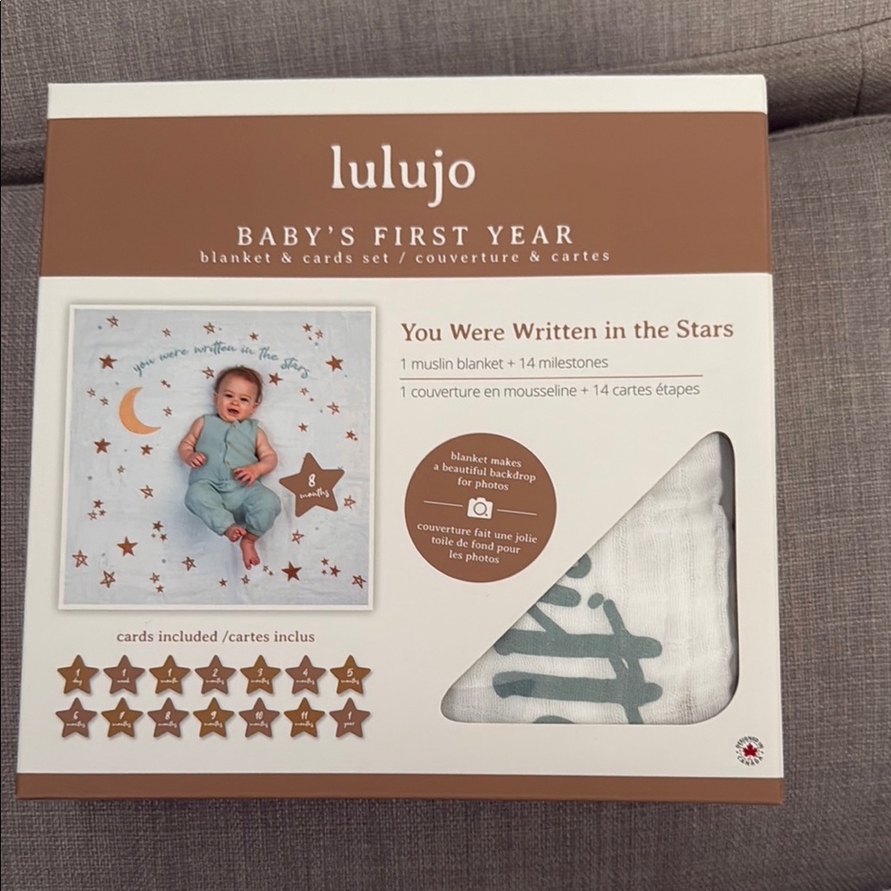LULUJO | BNIB Baby's First Year Blanket and Cards Set